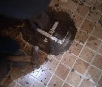 静海卫生间漏水维修公司为您分享下卫生间渗水如何处理及注意事项