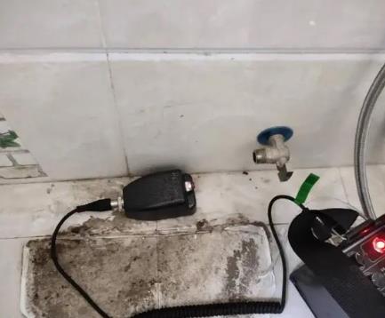 静海屋顶漏水维修公司分享下卫生间漏水的危害及解决方法